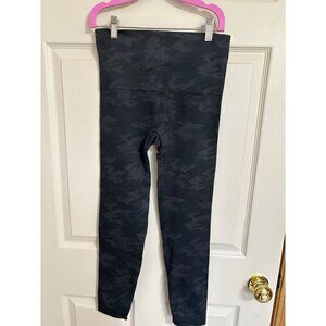 Spanx Dark Grays Greys Camo Leggings for Women, Size Large 24" Inseam